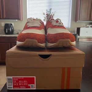 Air Max 1 PRM “ Somos Familia Dia De Muertos”